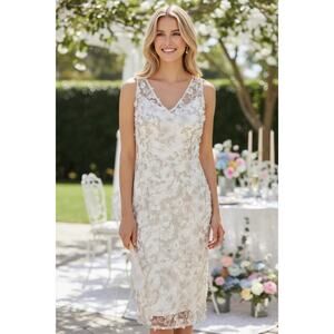 ADRIANNA PAPELL DRESS WHITE BRIDAL BRIDE EMBROIDERED FLORAL WEDDING ENGAGEMENT